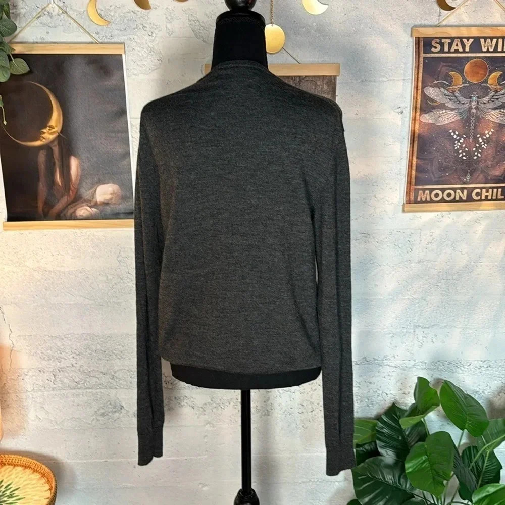 Polo Ralph Lauren Custom Fit Merino Wool V-Neck Gray Sweater Size Large - Picture 3 of 9